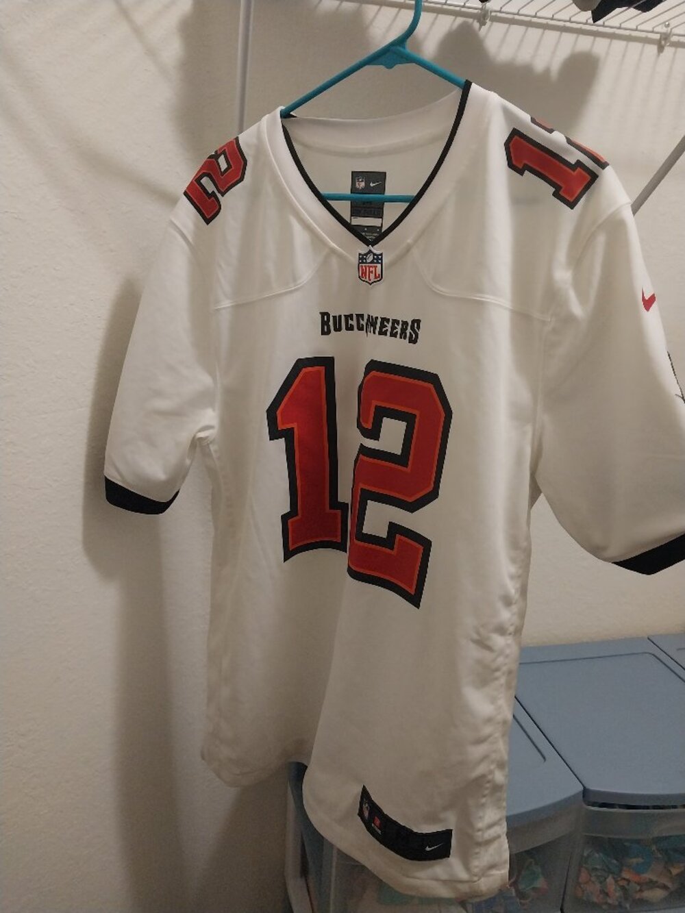 Tom Brady NFL Tampa Buccaneers jersey medium